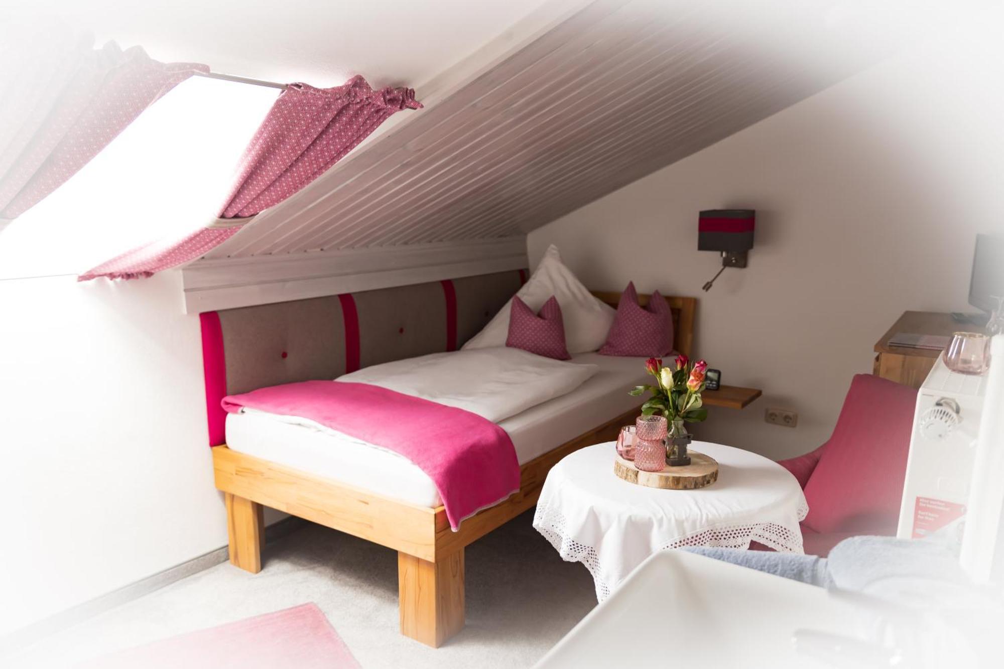 Gaestehaus Sattlerhof Bernau am Chiemsee Ngoại thất bức ảnh