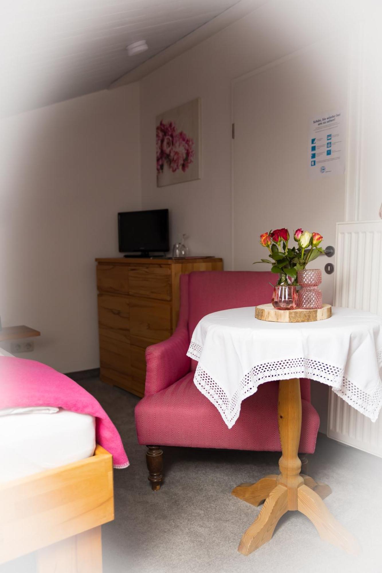Gaestehaus Sattlerhof Bernau am Chiemsee Ngoại thất bức ảnh
